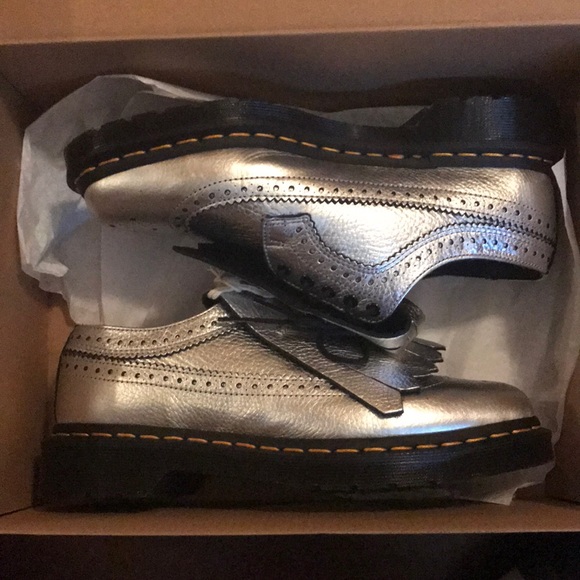 dr martens - Picture 2 of 5